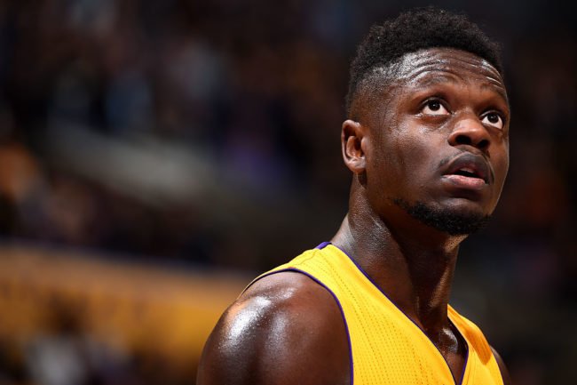 开云体育-关于莱万多夫斯基遭遇二十连败，湖人教练面临压力！的信息